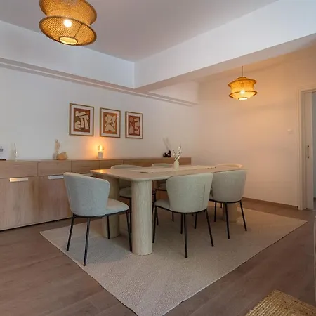 Centre Modern Boho Nicosia