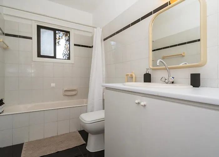 Centre Modern Boho * Nicosia